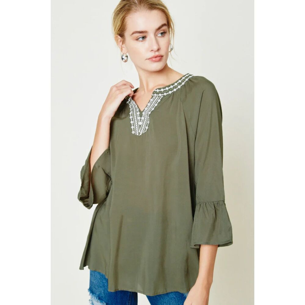 Hayden Los Angeles Embroidered Bell Sleeve Tunic Top Women's Medium Olive